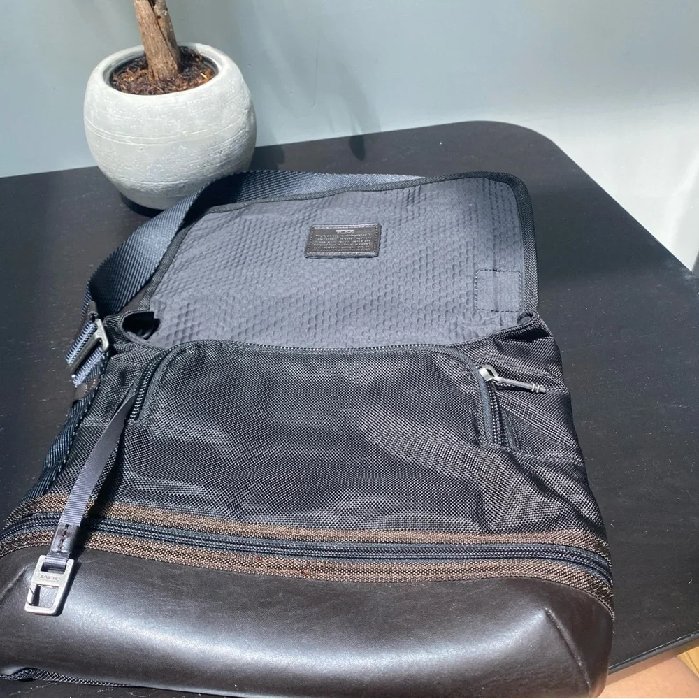 Tumi Glenview Expandable Crossbody Black and Dark Brown Messenger Bag